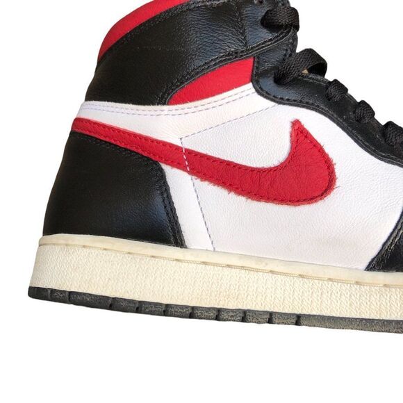 NIKE Air Jordan 1 Retro High OG 'Gym Red' Size 10 - Picture 6 of 16